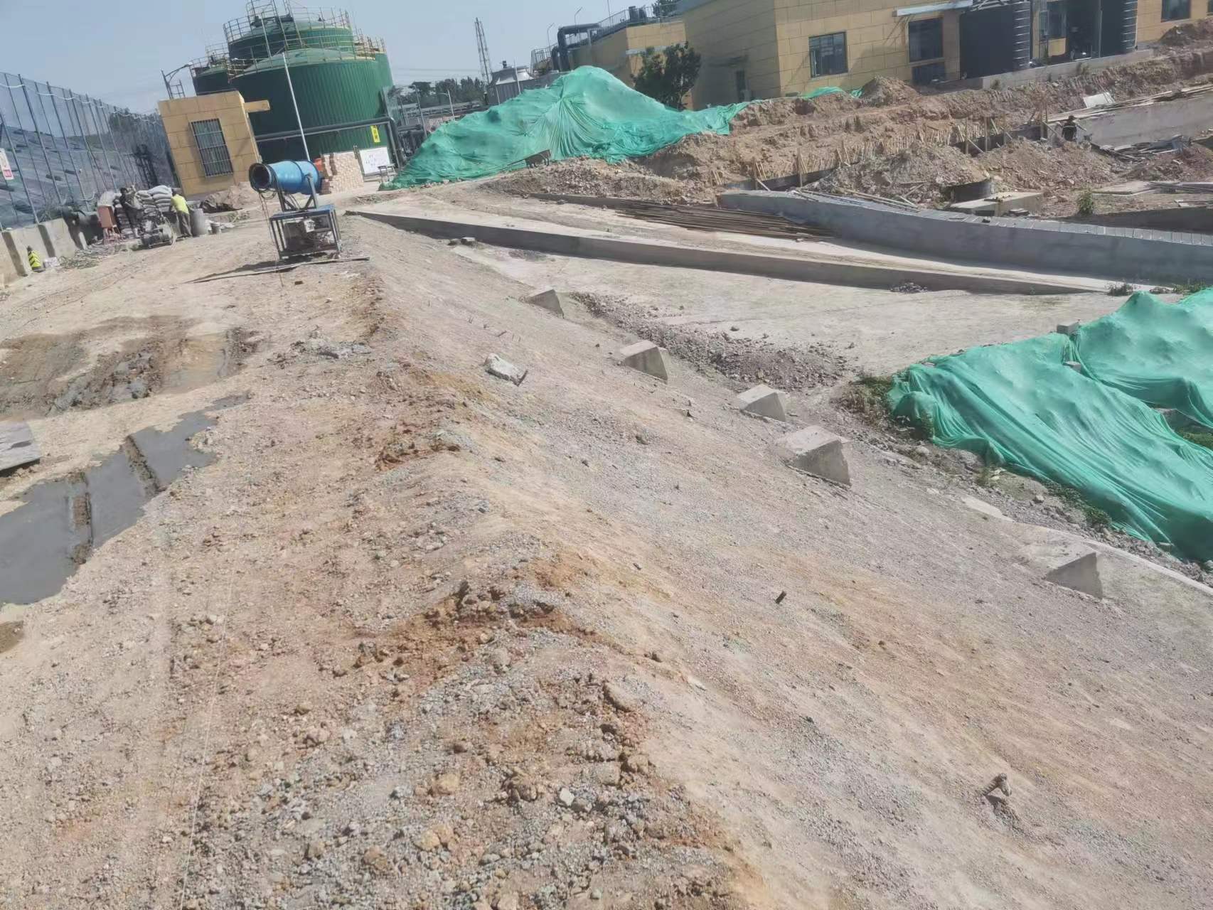 新野岩石基础灌浆帷幕灌浆