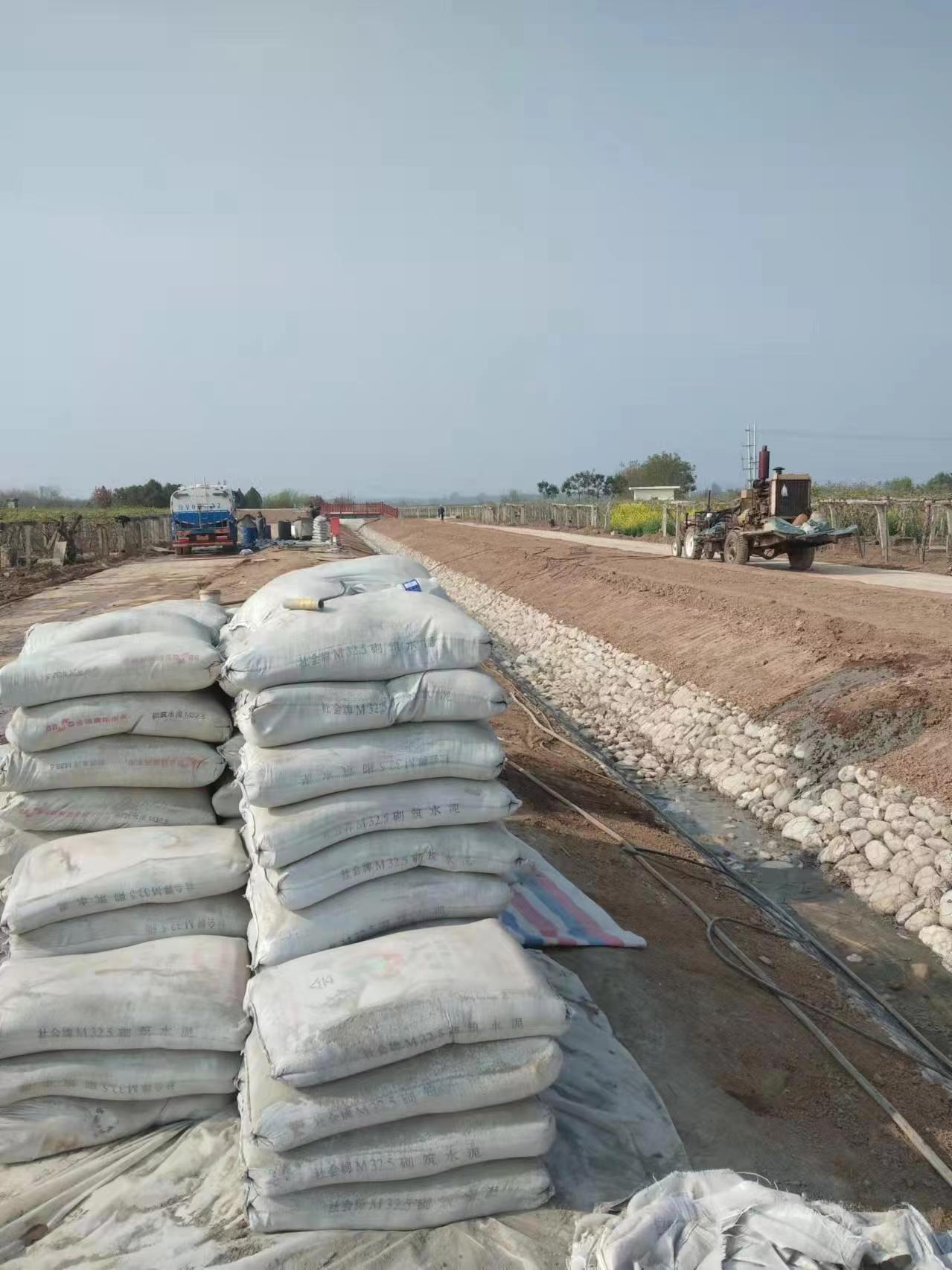 新野小导管注浆